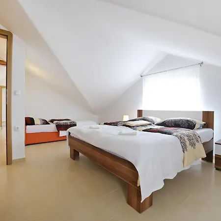 Kapetan - Comfort With Terrace شقة
