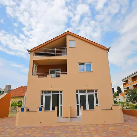 Kapetan - Comfort With Terrace شقة *