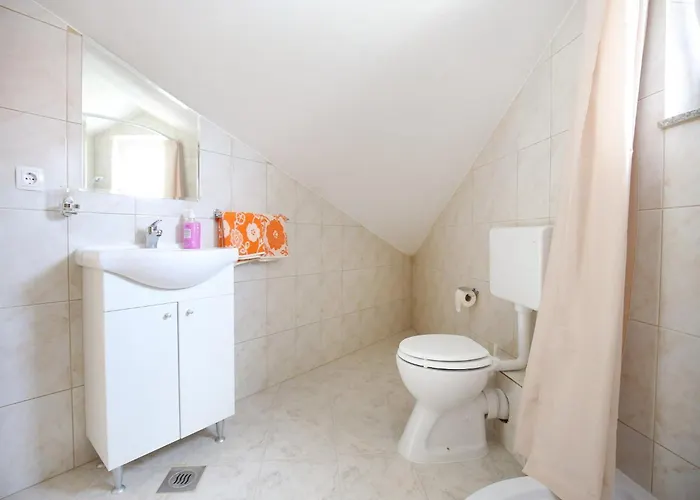 Kapetan - Comfort With Terrace Apartment Sukosan