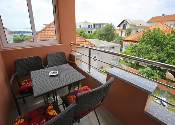 Apartment Kapetan - Comfort With Terrace *