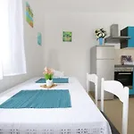 아파트 Kapetan - Comfort With Terrace *