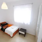 Kapetan - Comfort With Terrace Sukošan