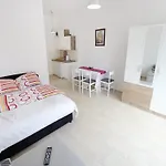 Kapetan - Comfort With Terrace * Sukošan