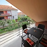 Kapetan - Comfort With Terrace 아파트 *