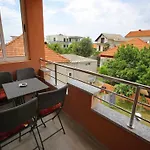 Kapetan - Comfort With Terrace