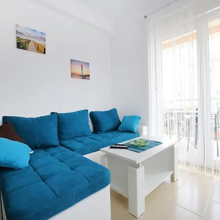 Kapetan - Comfort With Terrace