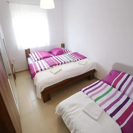 Kapetan - Comfort With Terrace Apartment *