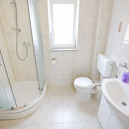 Kapetan - Comfort With Terrace Apartment *