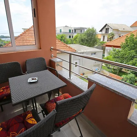 Apartment Kapetan - Comfort With Terrace *