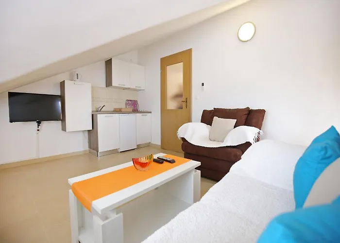 Kapetan - Comfort With Terrace *