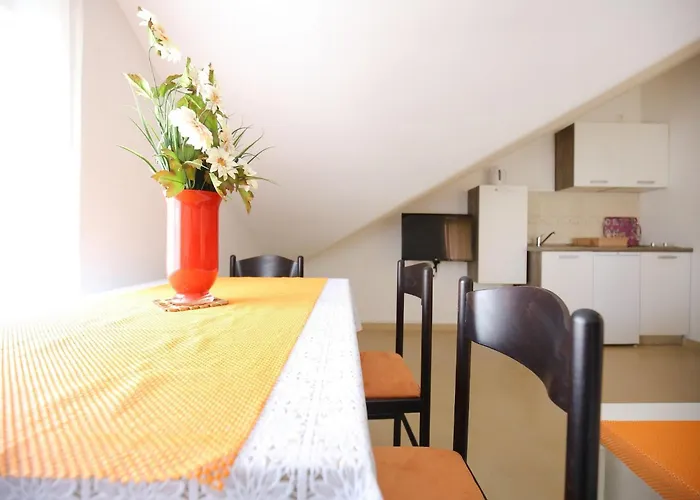 Kapetan - Comfort With Terrace Apartman Sukosan