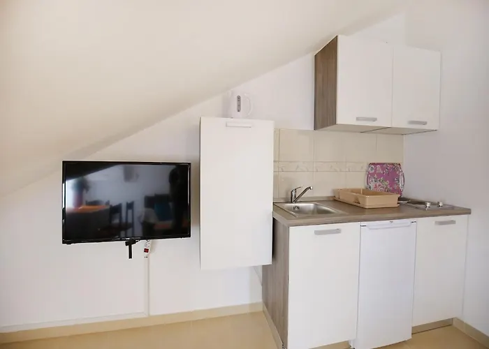 Kapetan - Comfort With Terrace *