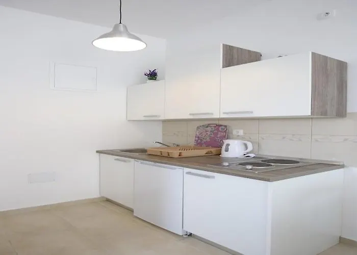 Kapetan - Comfort With Terrace *