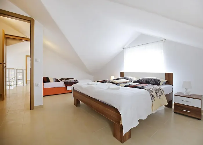 Kapetan - Comfort With Terrace Apartman