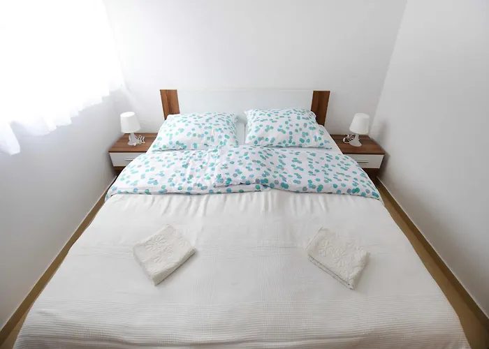 Kapetan - Comfort With Terrace Apartman Sukosan