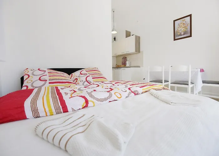 Apartman Kapetan - Comfort With Terrace *