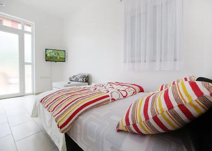 Kapetan - Comfort With Terrace *