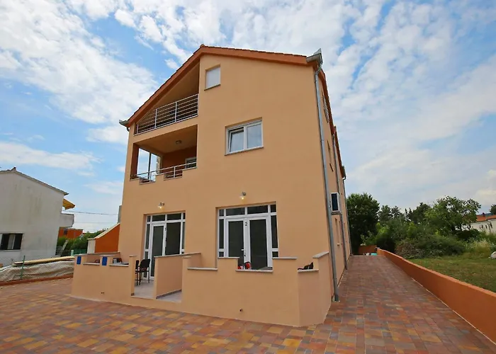 Kapetan - Comfort With Terrace Apartman *